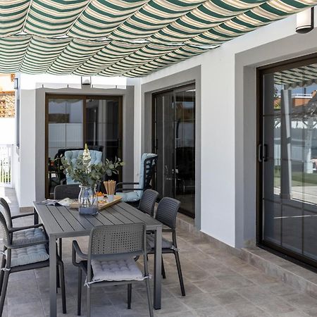 Ideal For Family Holidays, Near Beach And Golf- Casa James La Guirra 외부 사진